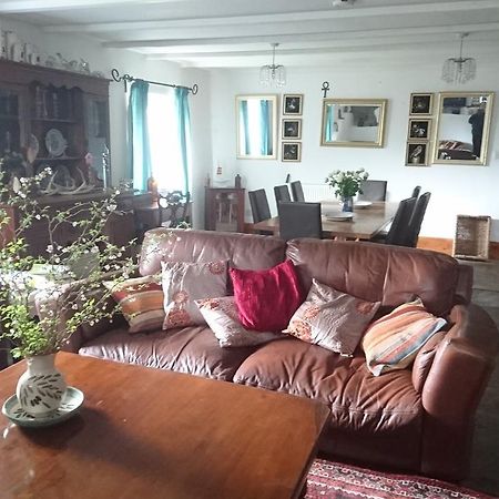 Middle Mill Bed and Breakfast Kidwelly Exterior foto