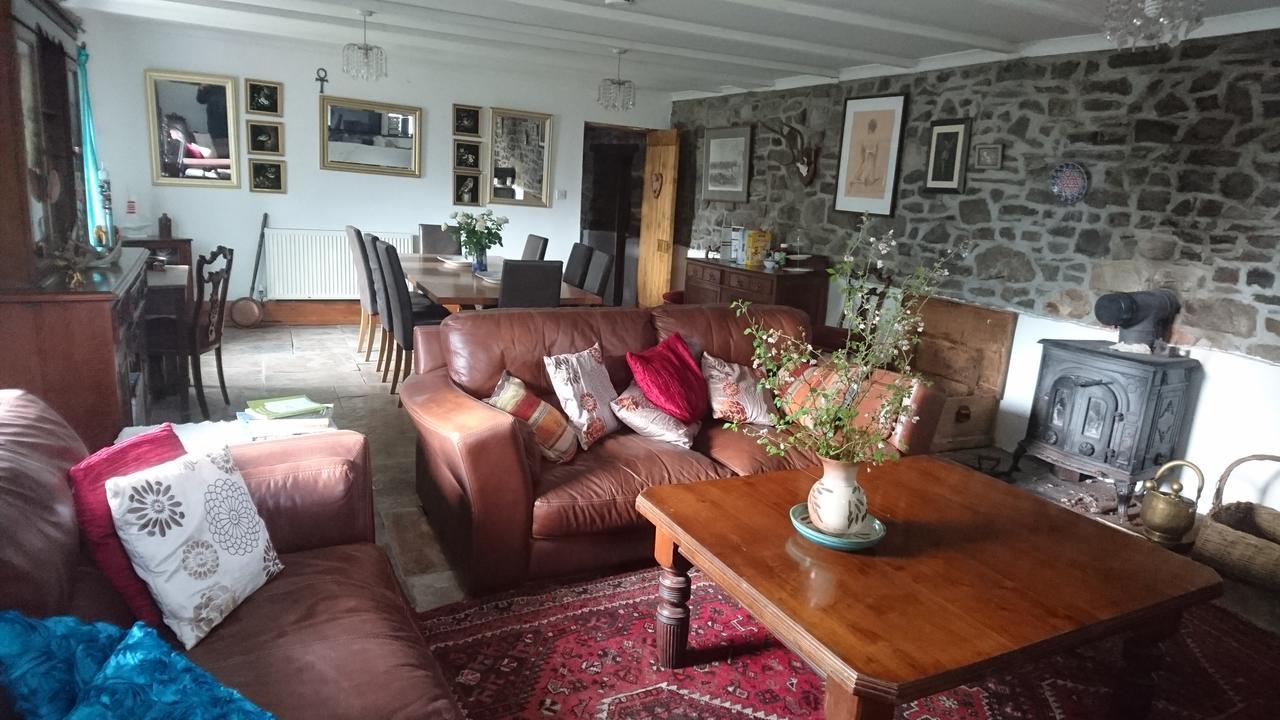 Middle Mill Bed and Breakfast Kidwelly Exterior foto