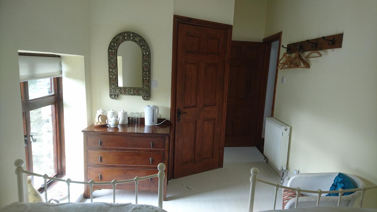 Middle Mill Bed and Breakfast Kidwelly Exterior foto