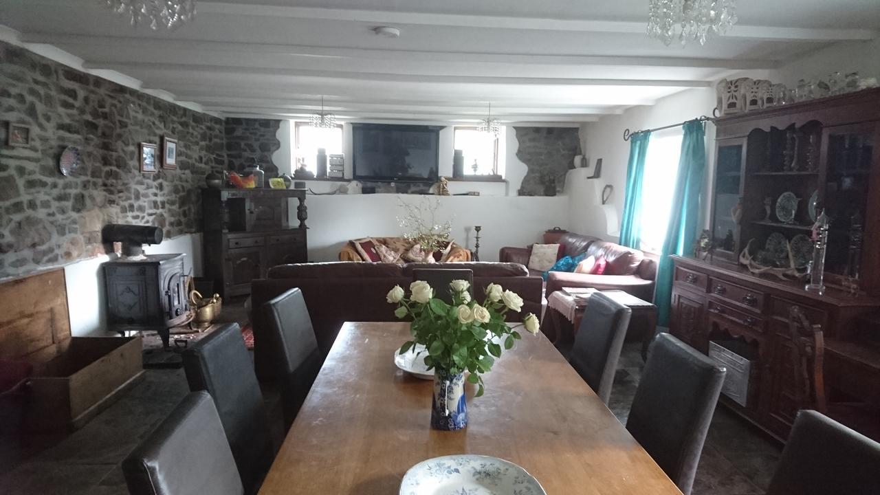 Middle Mill Bed and Breakfast Kidwelly Exterior foto