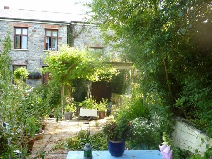 Middle Mill Bed and Breakfast Kidwelly Exterior foto