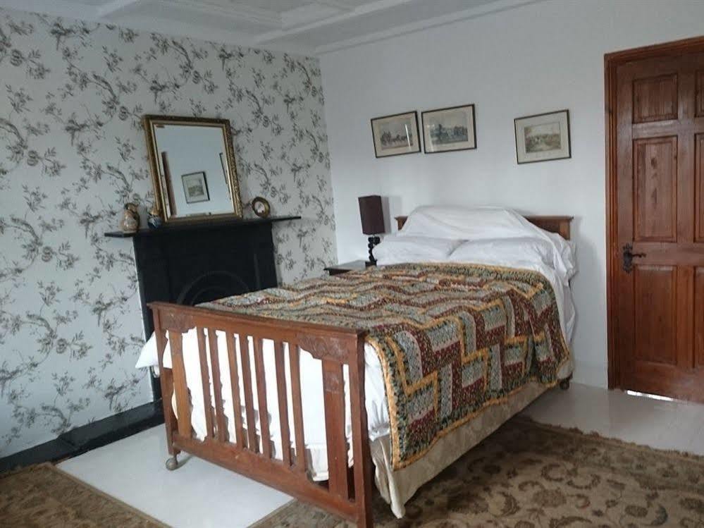Middle Mill Bed and Breakfast Kidwelly Exterior foto