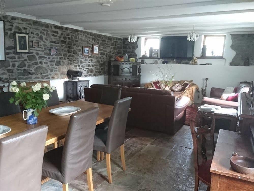 Middle Mill Bed and Breakfast Kidwelly Exterior foto